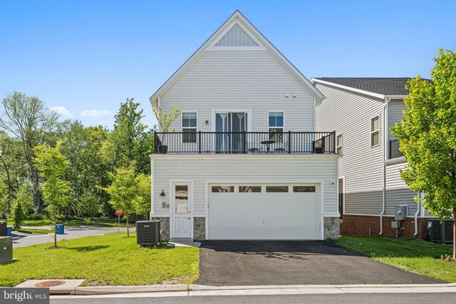 23099 GLENWOOD HEIGHTS CIR, Brambleton, VA 20148