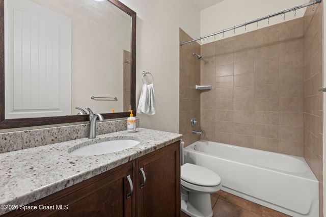 942 Casa Dolce Casa Circle, Rockledge, FL 32955