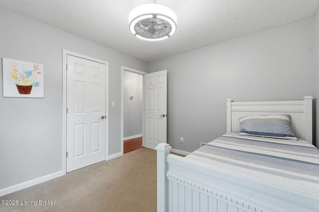 5505 Cross Creek Dr, Crestwood, KY 40014