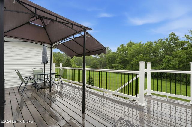5505 Cross Creek Dr, Crestwood, KY 40014