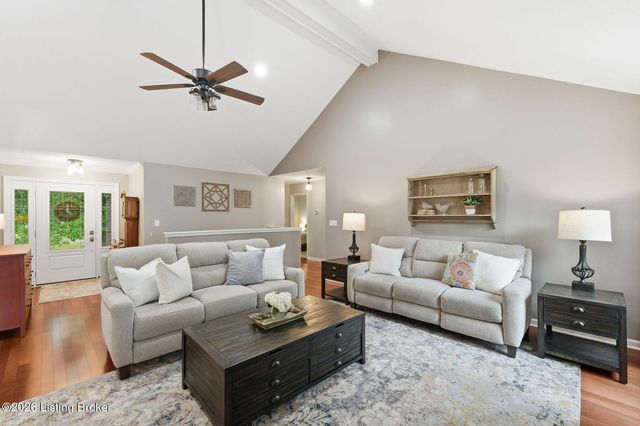 5505 Cross Creek Dr, Crestwood, KY 40014