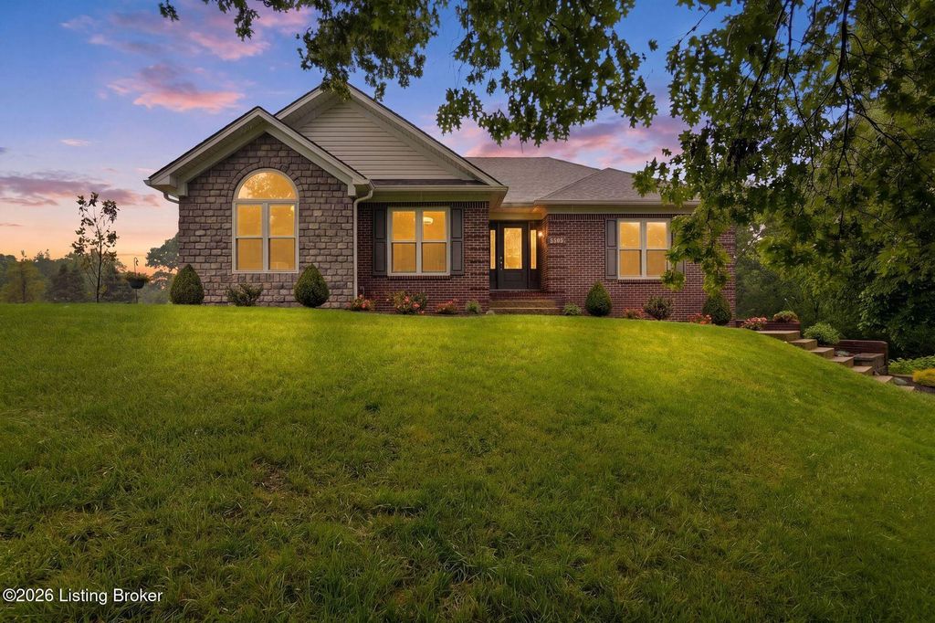 5505 Cross Creek Dr, Crestwood, KY 40014