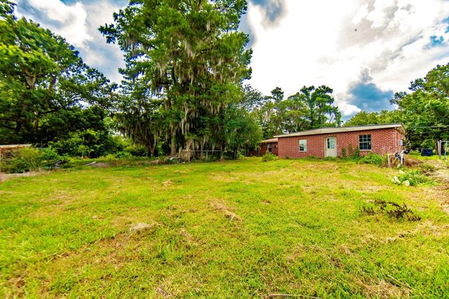 5 Fernwood Dr, Houma, LA 70364