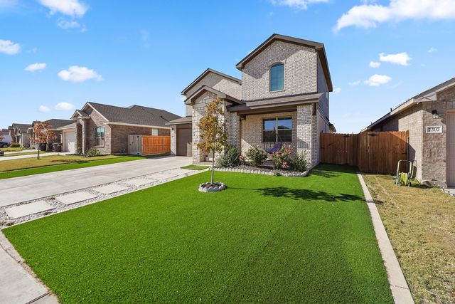 2305 Northern Lane, Midland, TX 79707