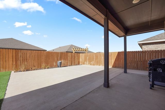 2305 Northern Lane, Midland, TX 79707