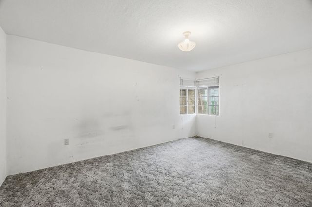 3806 N Alberta St, Spokane, WA 99205