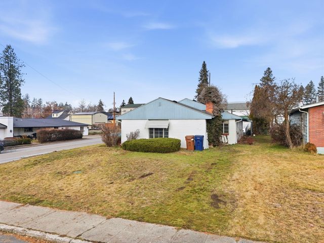 3806 N Alberta St, Spokane, WA 99205