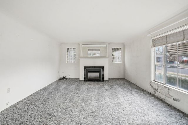 3806 N Alberta St, Spokane, WA 99205