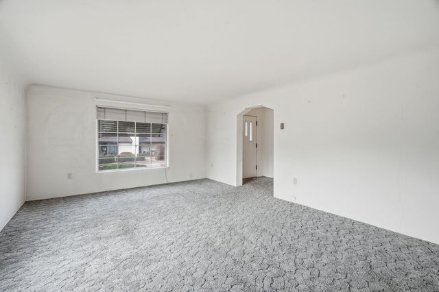 3806 N Alberta St, Spokane, WA 99205