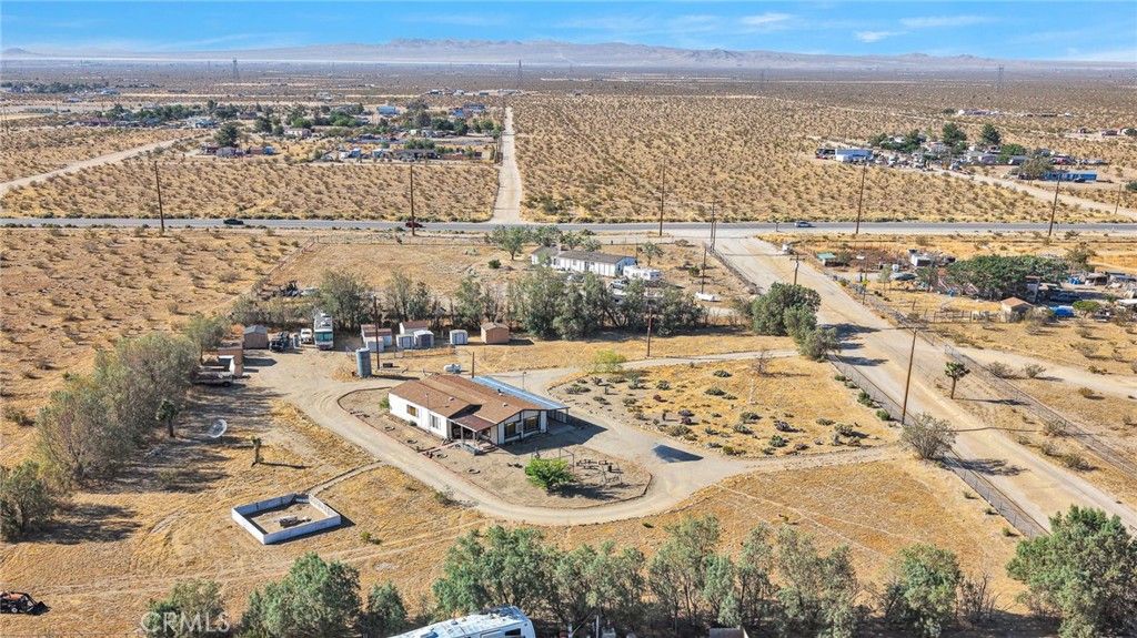 Image 2 of property listing at 14030 Rapture, Phelan, CA 92371