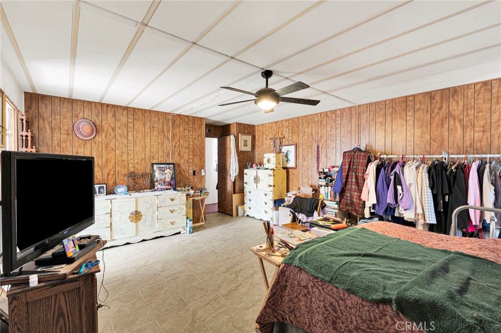 Image 9 of property listing at 14030 Rapture, Phelan, CA 92371