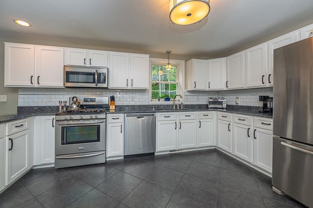 136 Annand Drive, Milford, NH 03055