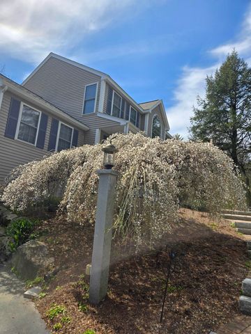 136 Annand Drive, Milford, NH 03055