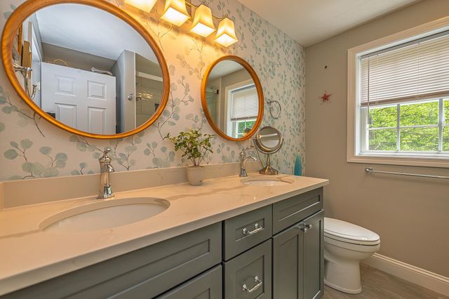 136 Annand Drive, Milford, NH 03055