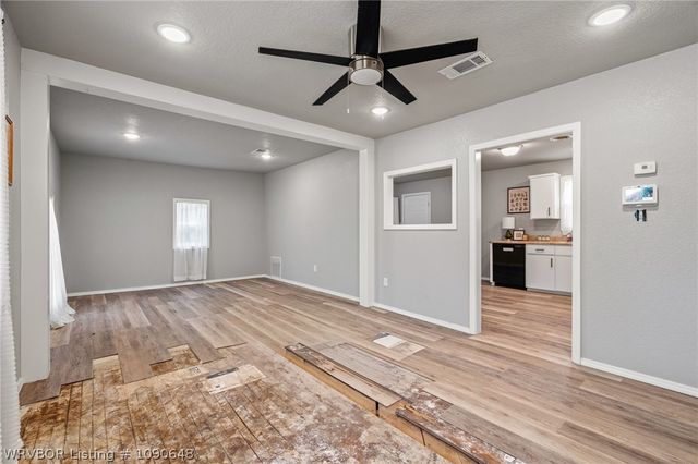 406 Hemlock Street, Van Buren, AR 72956