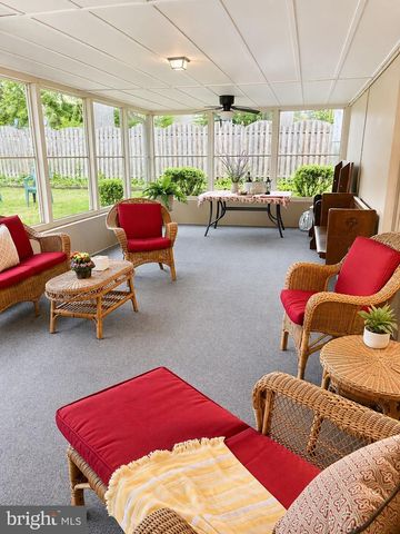605 MAPLE AVE, Audubon, NJ 08106