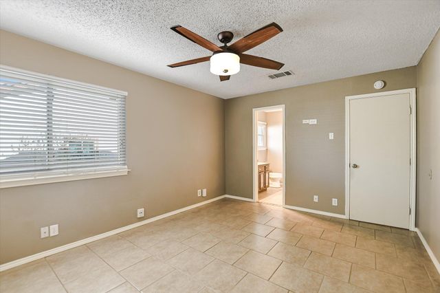 1800 Krizan Ave, Austin, TX 78727