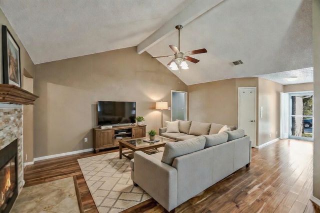 1800 Krizan Ave, Austin, TX 78727