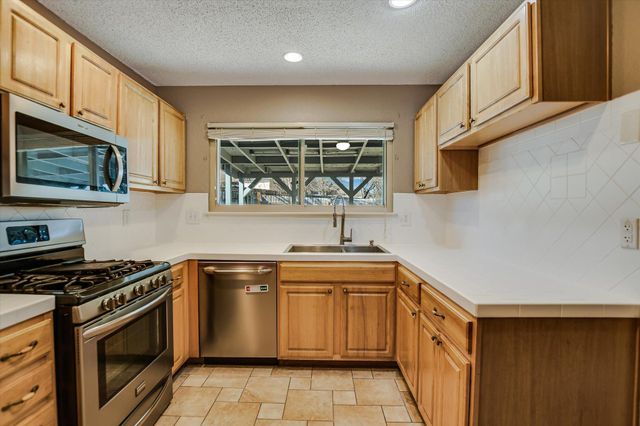 1800 Krizan Ave, Austin, TX 78727