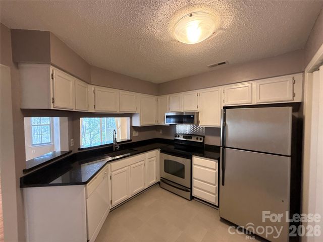 6500 Clavell Lane A, Charlotte, NC 28210