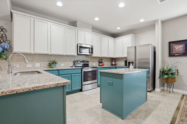 433 TROTTI CV, Cibolo, TX 78108