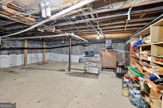 873 College Avenue NW, Conyers, GA 30012