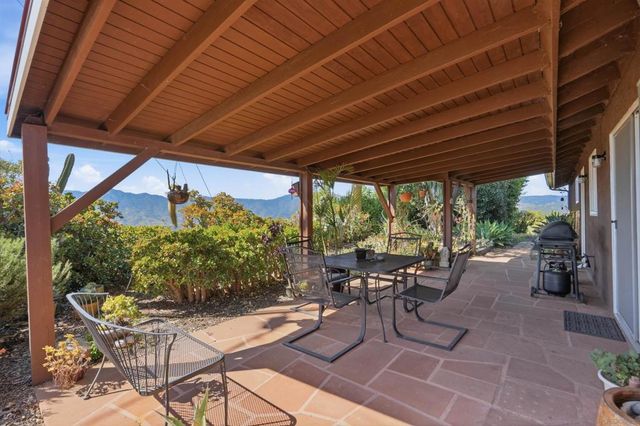 2384 Glenn Rd, Fallbrook, CA 92028