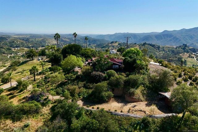 2384 Glenn Rd, Fallbrook, CA 92028