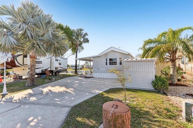 13 RED QUILL CIRCLE, Lake Wales, FL 33898