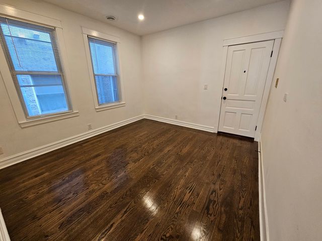 2541 N Southport Avenue 2R, Chicago, IL 60614