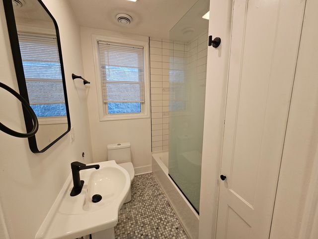2541 N Southport Avenue 2R, Chicago, IL 60614