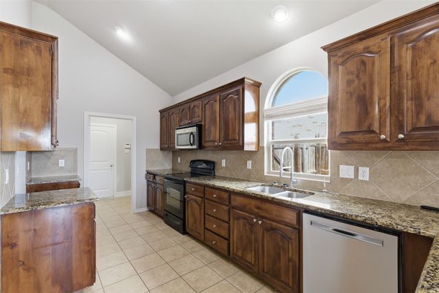 941 Jodie Drive, Weatherford, TX 76087