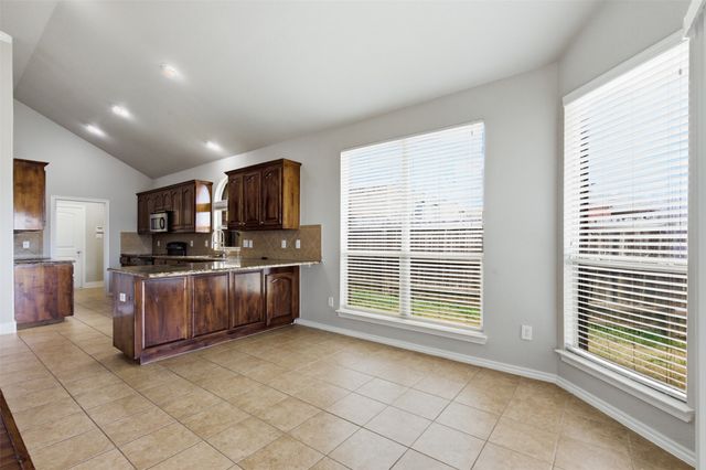 941 Jodie Drive, Weatherford, TX 76087