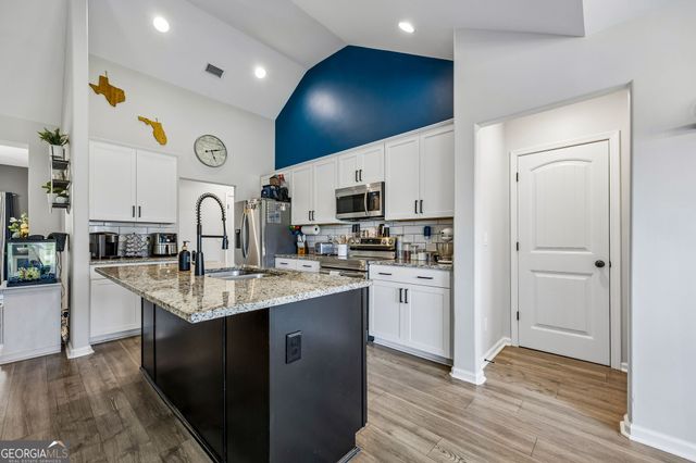 204 Bowline Lane, Kingsland, GA 31548