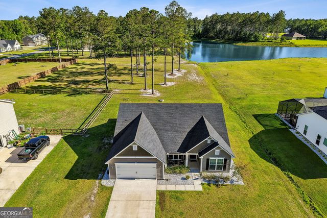 204 Bowline Lane, Kingsland, GA 31548