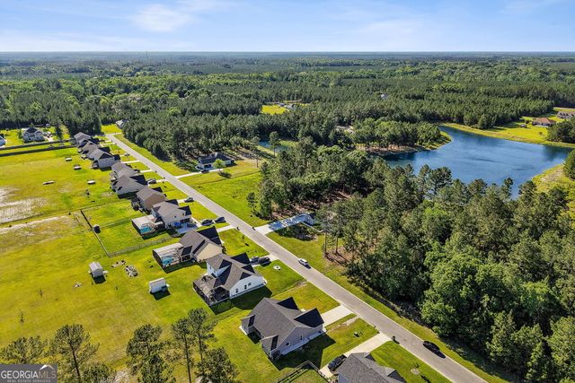 204 Bowline Lane, Kingsland, GA 31548