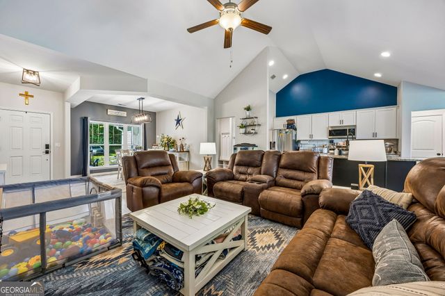 204 Bowline Lane, Kingsland, GA 31548