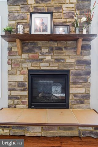 19115 RED MAPLE DR, Hagerstown, MD 21742