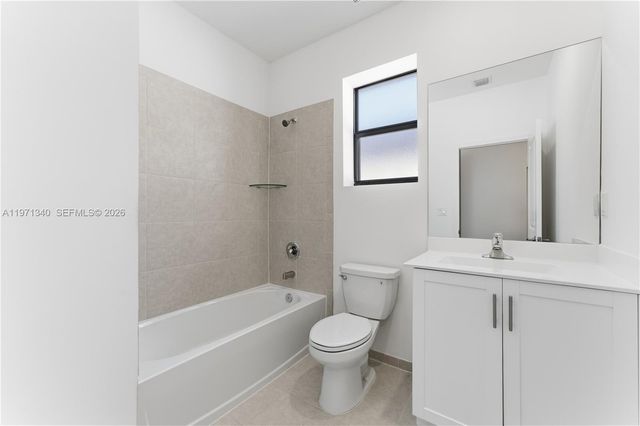 25266 SW 107th Ave 4678, Miami, FL 33032