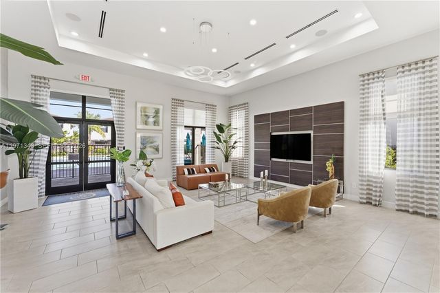 25266 SW 107th Ave 4678, Miami, FL 33032