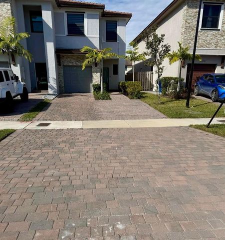 25266 SW 107th Ave 4678, Miami, FL 33032