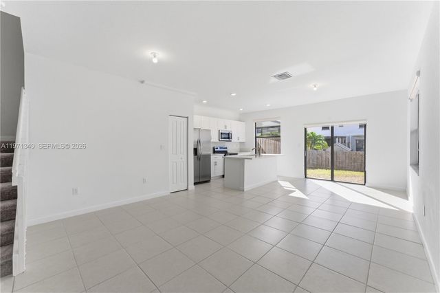 25266 SW 107th Ave 4678, Miami, FL 33032