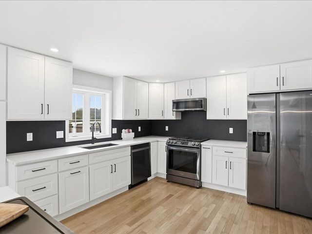 28 Manley Road, Milton, VT 05468