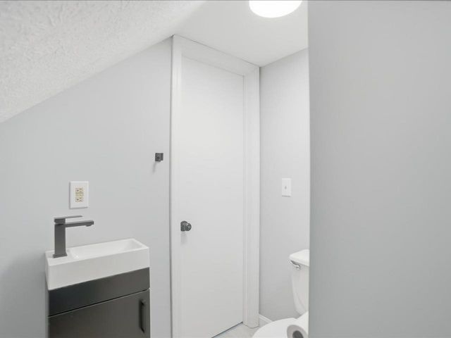 28 Manley Road, Milton, VT 05468