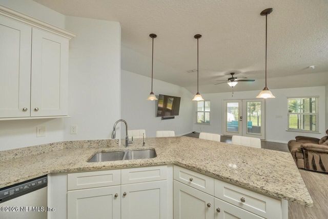 371 GILLESPIE GARDENS Drive, Jacksonville, FL 32218