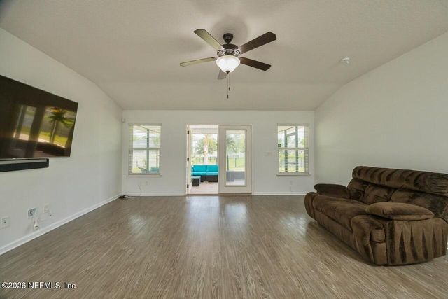 371 GILLESPIE GARDENS Drive, Jacksonville, FL 32218