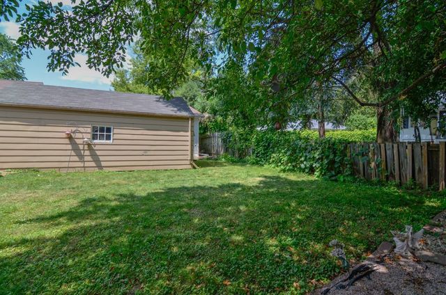 816 E HARRISON STREET, Appleton, WI 54915