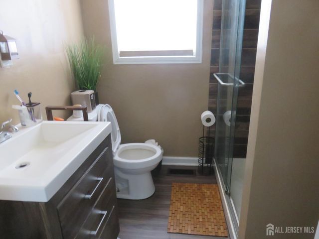 687 Somerset Street, Franklin Twsp, NJ 08873