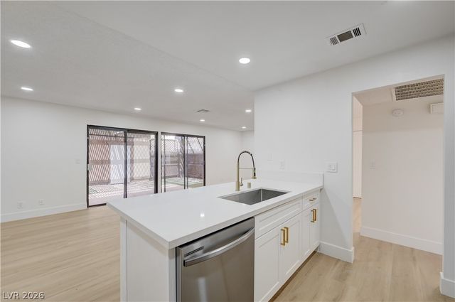 3251 Liahona Way, Las Vegas, NV 89121