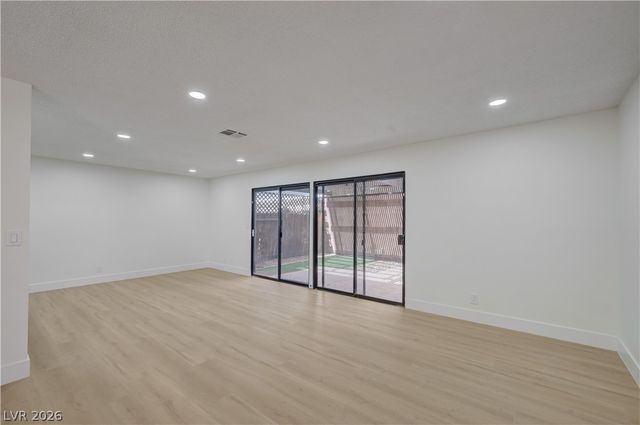 3251 Liahona Way, Las Vegas, NV 89121